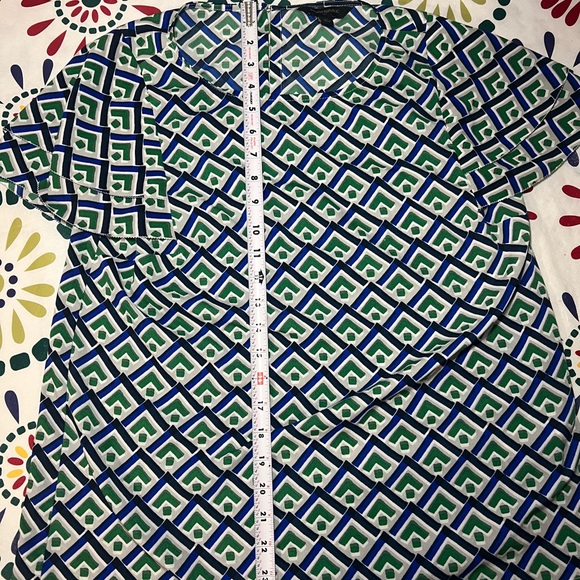 Banana Republic Women's Blue and Green Geometric Print Ruffle Sleeve Blouse - Picture 7 of 7